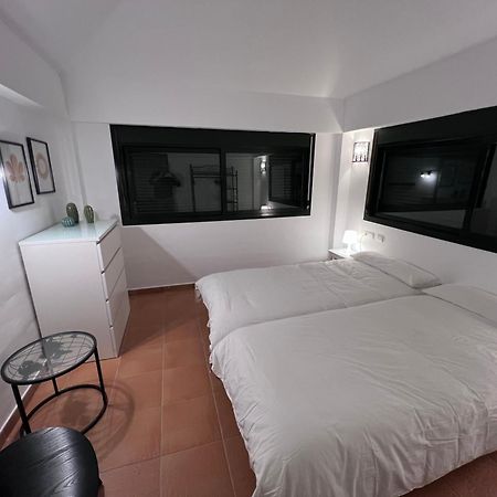 베날마데나코스타 Biznaga Hols (Adults Only) 아파트 외부 사진
